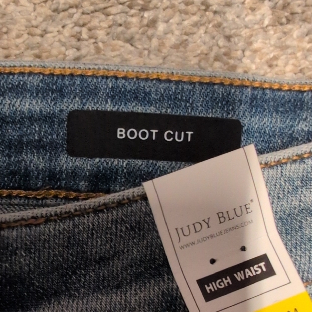 Judy Blue Classic Blue Boot Cut Jeans - Picture 4 of 9